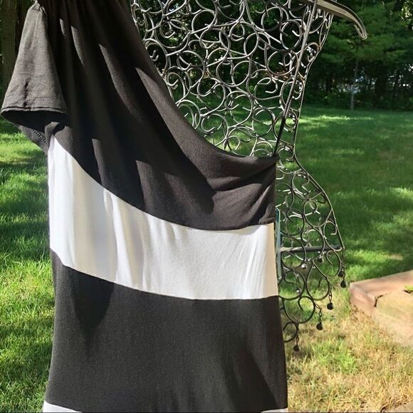 ALICE + OLIVIA BLK/WHT STRIPE SHOULDER DRESS S NWT - Picture 14 of 14